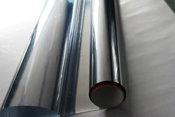 金屬表面的薄膜用激光可以切割嗎？不會(huì)燒糊嗎？(圖1)